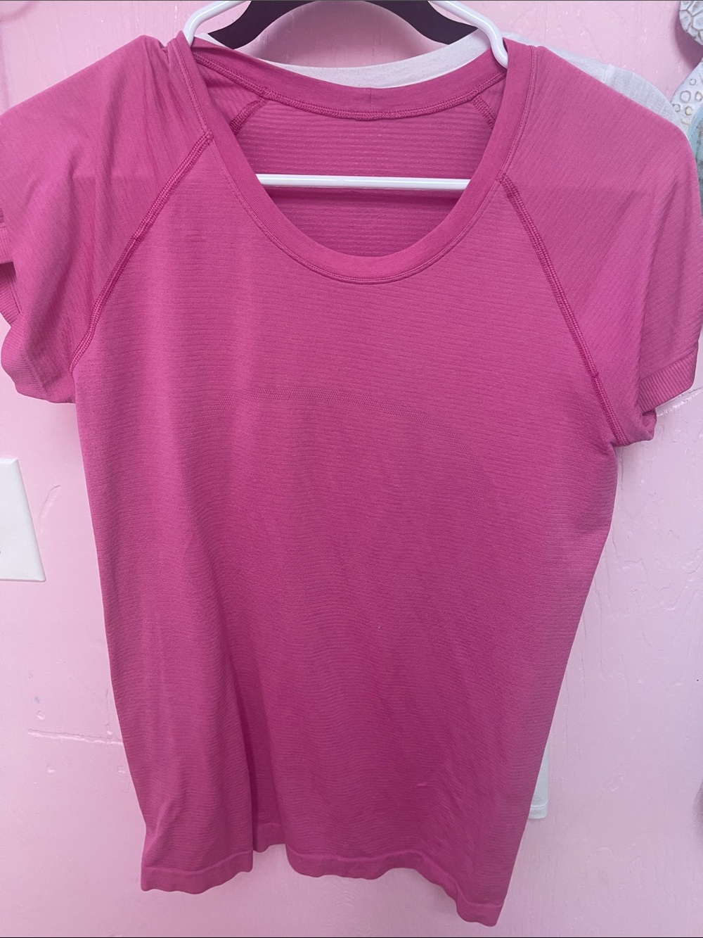 lululemon athletica Women's Short Sleeve Tee in Fuchsia Pink